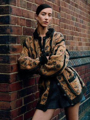 Alana Zimmer ~ Elle UK November 2022 by Liz Collins