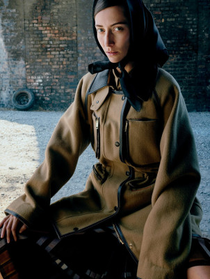 Alana Zimmer ~ Elle UK November 2022 by Liz Collins