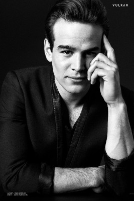 Alberto Rosende pic #994173