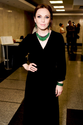 Albina Dzhanabaeva pic #1079475