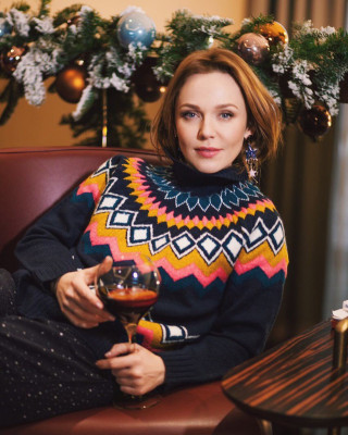 Albina Dzhanabaeva pic #1142158