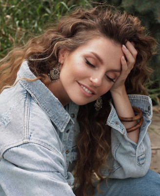 Aleksandra Savelyeva pic #1270968