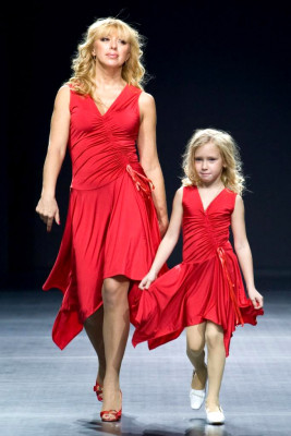 Alena Apina pic #1073276