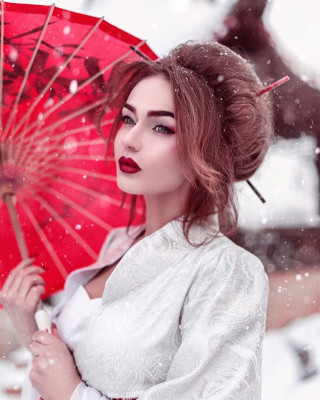 Алена Водонаева 
