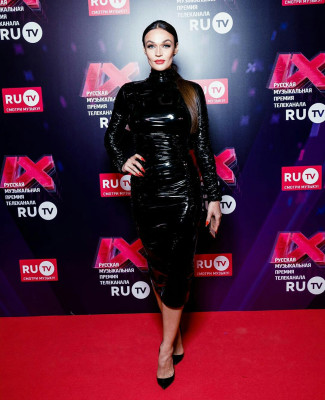 Алена Водонаева - Премия RU.TV 2019