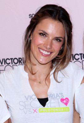Alessandra Ambrosio pic #409432