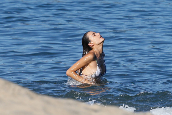 Alessandra Ambrosio pic #814737