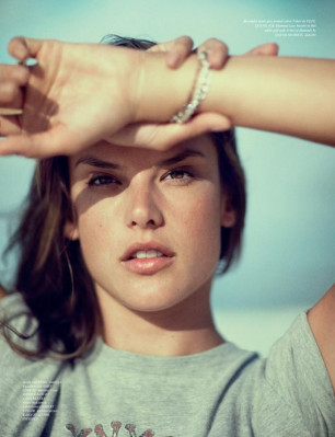 Alessandra Ambrosio pic #545875