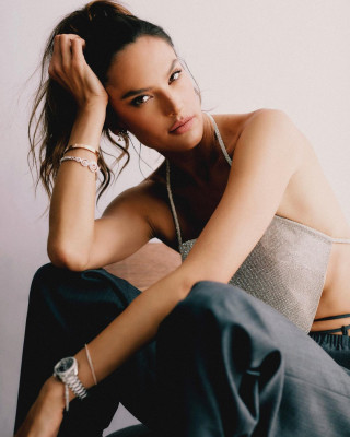 Alessandra Ambrosio by Ivan Erick Menezes for The Cut (2021) 