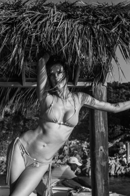 Alessandra Ambrosio pic #937759