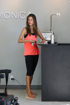 Alessandra Ambrosio pic #562141