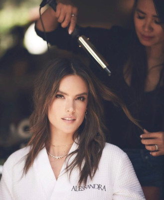 Alessandra Ambrosio pic #977814