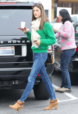 Alessandra Ambrosio pic #607148
