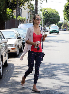 Alessandra Ambrosio pic #664532