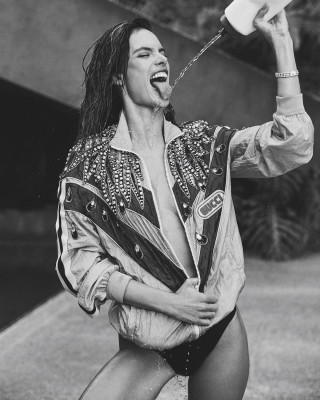 Alessandra Ambrosio pic #1071356
