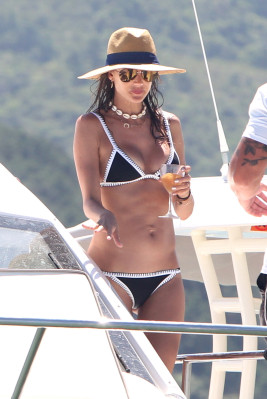 Alessandra Ambrosio pic #1028168