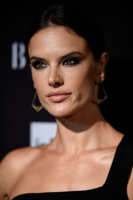 Alessandra Ambrosio pic #831142