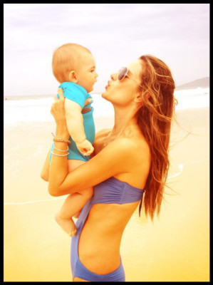 Alessandra Ambrosio pic #599329
