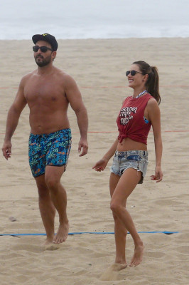 Alessandra Ambrosio pic #1015750