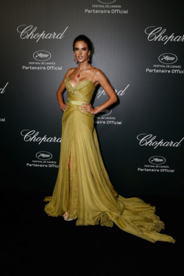 Alessandra Ambrosio pic #732529