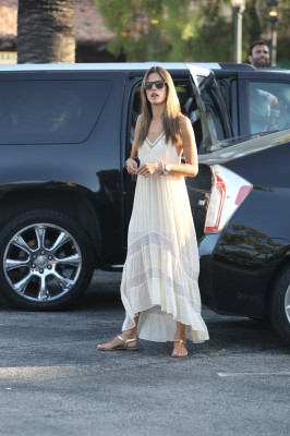Alessandra Ambrosio pic #654720