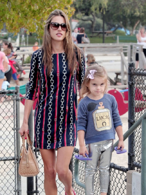 Alessandra Ambrosio pic #570785