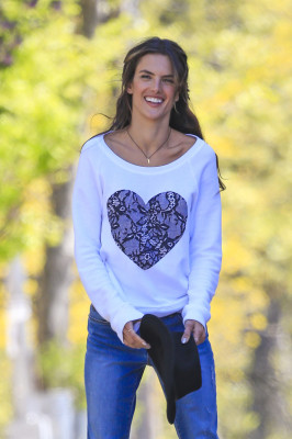Alessandra Ambrosio pic #631716