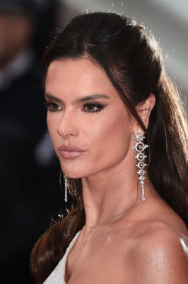 Alessandra Ambrosio – 2019 Cannes Film Festival Opening Ceremony