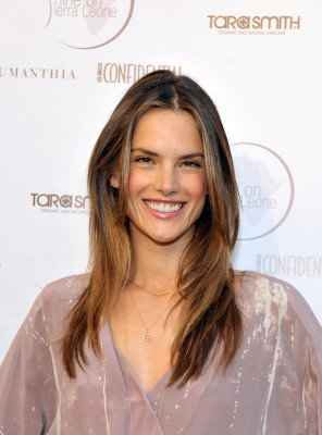 Alessandra Ambrosio pic #398636