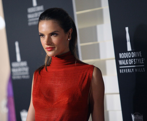 Alessandra Ambrosio pic #596278