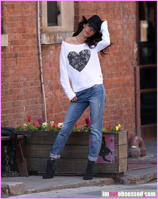 Alessandra Ambrosio pic #632196