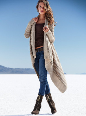 Alessandra Ambrosio pic #423790