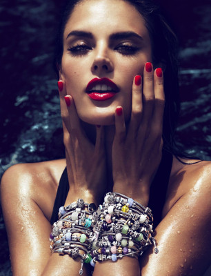 Alessandra Ambrosio pic #502740