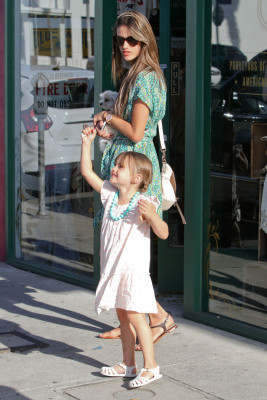 Alessandra Ambrosio pic #628469