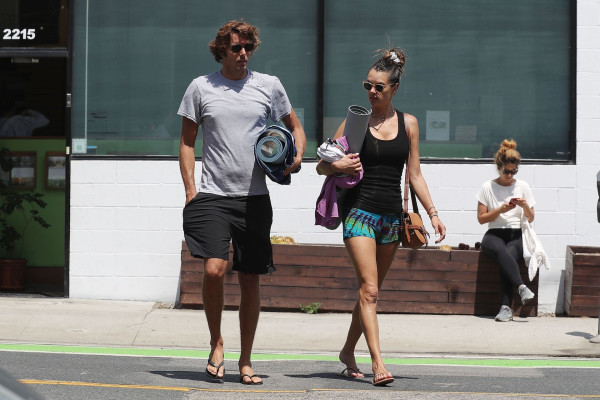 Alessandra Ambrosio pic #1211182