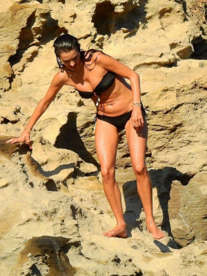 Alessandra Ambrosio pic #1203786
