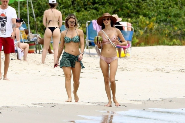 Alessandra Ambrosio pic #1129389