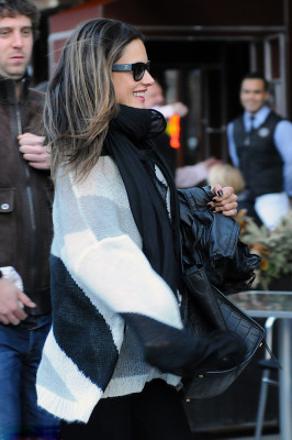 Alessandra Ambrosio pic #480473
