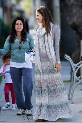 Alessandra Ambrosio pic #471250