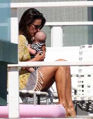 Alessandra Ambrosio pic #601519