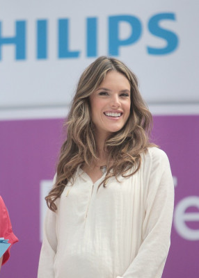 Alessandra Ambrosio pic #486081