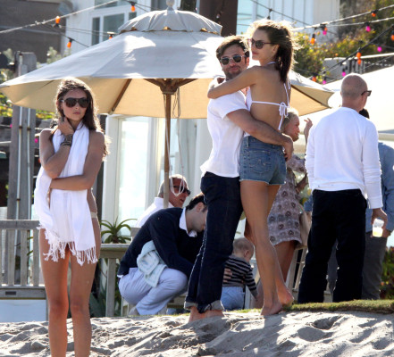 Alessandra Ambrosio pic #472373