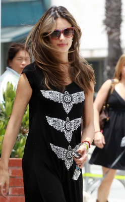 Alessandra Ambrosio pic #532369