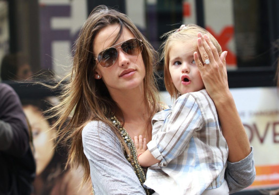 Alessandra Ambrosio pic #438752