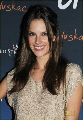 Alessandra Ambrosio pic #276733