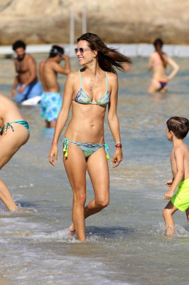 Alessandra Ambrosio pic #899381