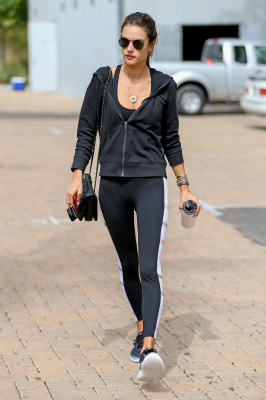 Alessandra Ambrosio in Spandex – Malibu 04/25/2018