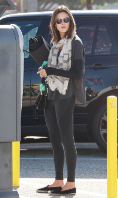 Alessandra Ambrosio pic #869418