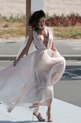 Alessandra Ambrosio pic #888690