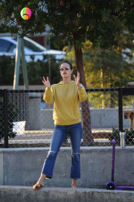Alessandra Ambrosio pic #917906